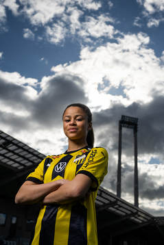 Häckens Felicia Schröder