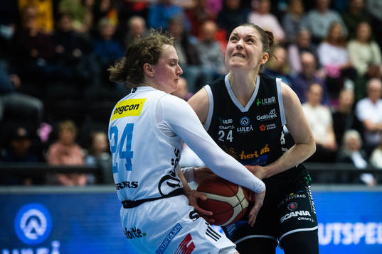 Östersunds Hannah Whitish och Luleås Josefin Vesterberg