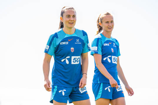 Vilde Bøe Risa and Caroline Graham Hansen of the Norwegian