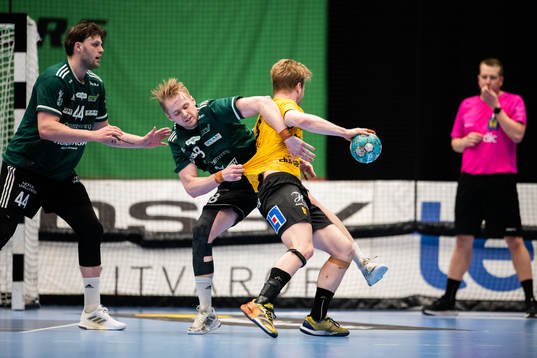 OV Helsingborgs Emil Lindqvist mot HIF Karlskronas Trym