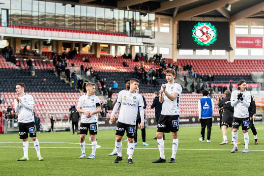 Örebros Niclas Bergmark och Samuel Dahl deppar