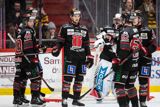 Örebros Elias Ekström och Kristian Näkyvä deppar