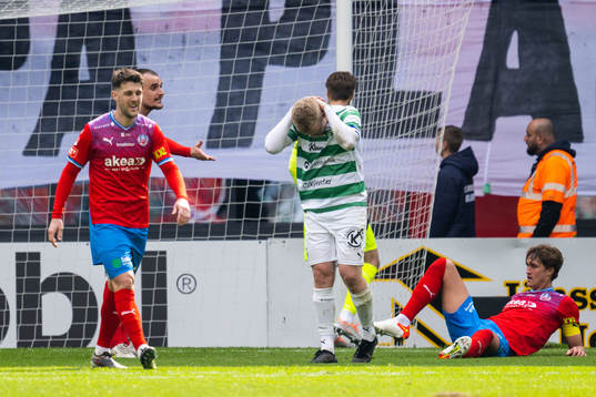 Västerås SKs Simon Johansson deppar