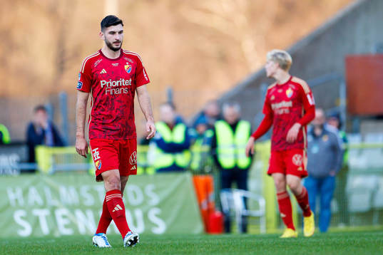 Djurgårdens Besard Sabovic deppar