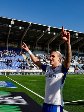IFK Norrköpings Arnor Sigurdsson jublar