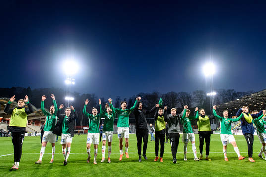 Bläddra bland fler bilder av Fotboll, Superettan, Jönköpings Södra - Gefle
