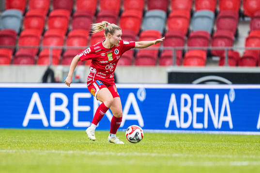 Örebros Emma Peuhkurinen