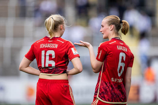 Djurgårdens Stinalisa Johansson och Kamilla Lilhammer