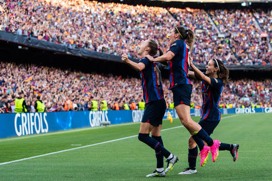 Caroline Graham Hansen of Barcelona celebrates with