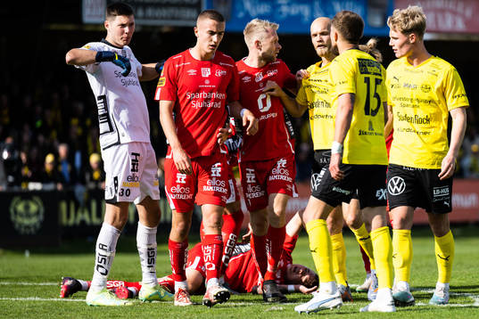 Elfsborgs Sebastian Holmen har ont