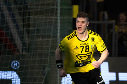 Sävehofs Oli Mittun jublar