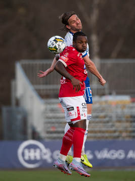 IFK Norrköpings Christoffer Nyman och Degerfors Joseph -