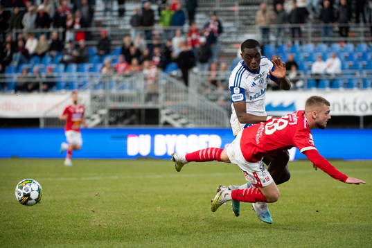 Degerfors Chriss-Albin Mörfelt och IFK Norrköpings Yahya