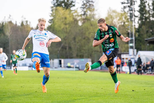 Värnamos Victor Larsson och Varbergs Oliver Alfonsi
