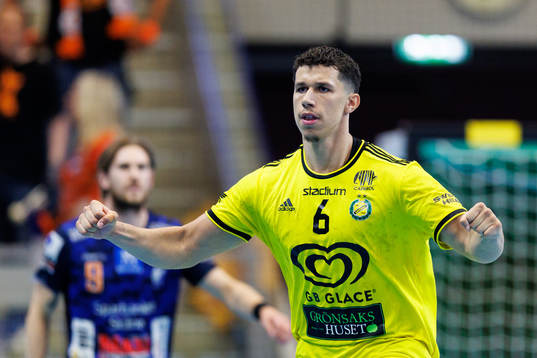 Sävehofs Adam Blanche jublar