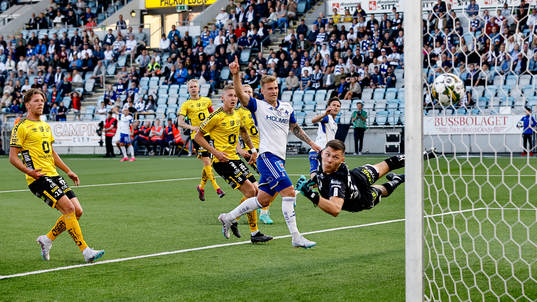 IFK Norrköpings Marco Lund Nielsen jublar