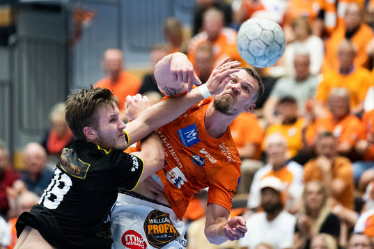 Sävehofs Tobias Thorbjörnsson och IFK Kristianstads