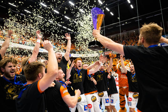 IFK Kristianstads spelare jublar