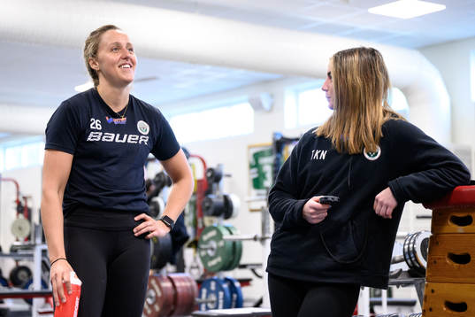 Hanna Olsson och fystränare Tilda Kruger Nilsson