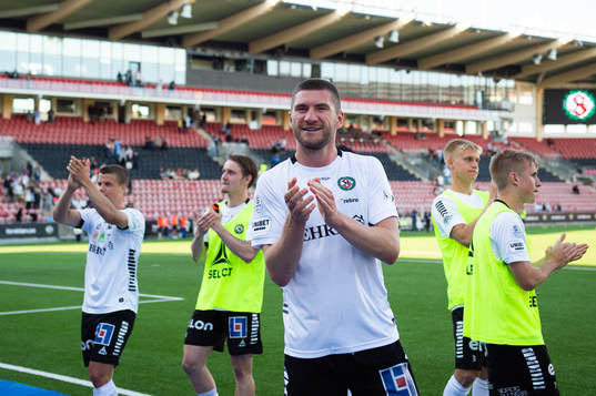Örebros Axel Oskar Andrésson jublar
