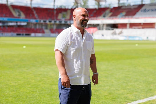 Utsiktens manager Bosko Orovic före fotbollsmatchen i