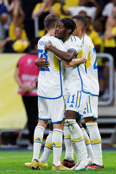 Anthony Elanga of Sweden celebrates