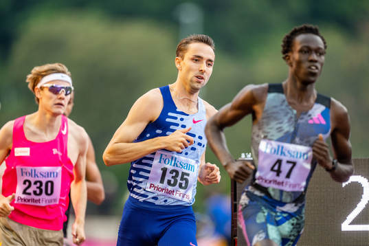 Joseph Deng, Australien, Andreas Kramer, Ullevi FK, och Ole