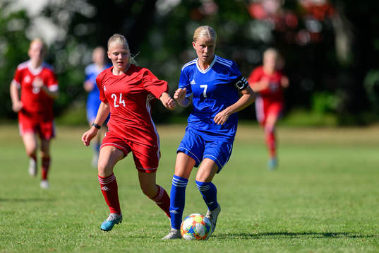 Vendela Olsson och Rebecca Jakobsson