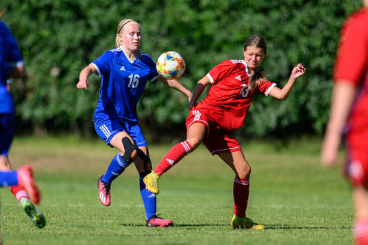 Selma Rastad och Johanna Pettersson