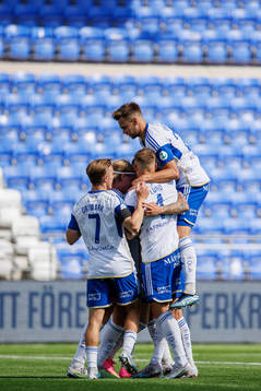 IFK Norrköpings spelare jublar