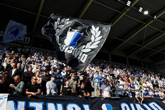 IFK Norrköpings supporters på Curva Nordahl