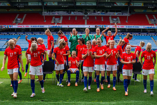 Ada Hegerberg, Maren Mjelde, Caroline Graham Hansen,