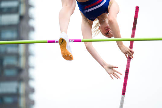 Sara Winberg, Täby IS, deltar i damernas stavhopp