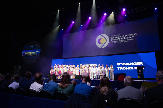 General view of the stage