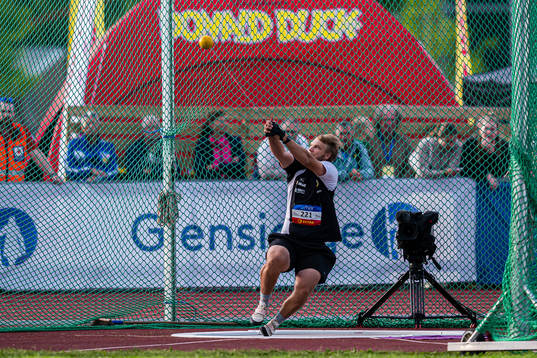 Jon Bernhard Steinkopf Nerdal of IL. Norna Salhus