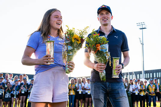 Henriette Jæger  and Karsten Warholm poses with