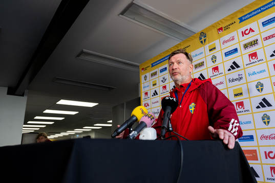 Head coach Peter Gerhardsson of the Swedish women's