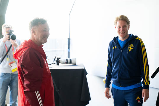 Head coach Peter Gerhardsson and press officer Fredrik