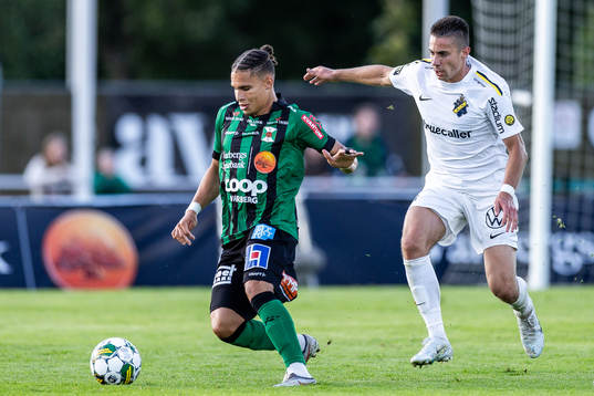 Varbergs Maxime Anne Marie Sainte och AIKs Dino Besirovic