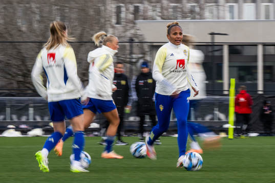 Madelen Janogy of the Swedish women's national football