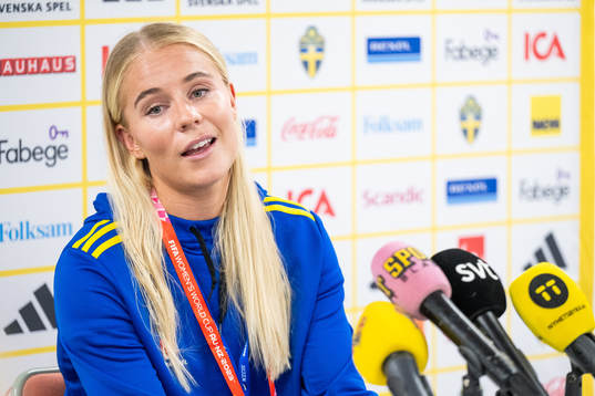 Stina Lennartsson of the Swedish women's football team at a