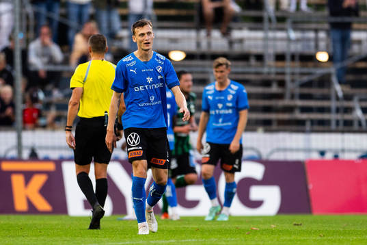 Halmstads Viktor Granath deppar
