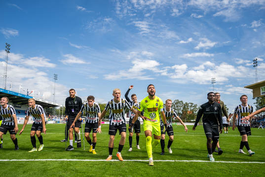 Landskronas spelare jublar
