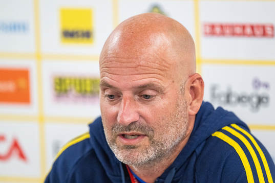 Assistant coach Magnus Wikman of the Swedish women's