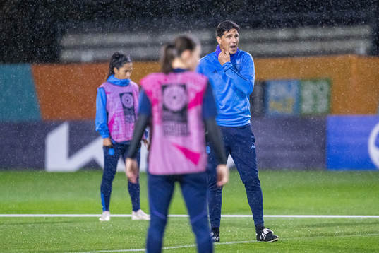 Head coach German Portanova of the Argentinian women's