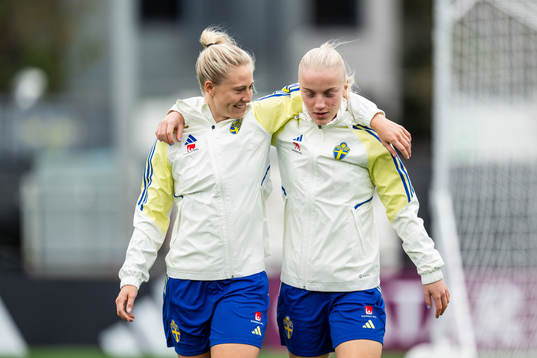Rebecka Blomqvist and Anna Sandberg of the Swedish women's