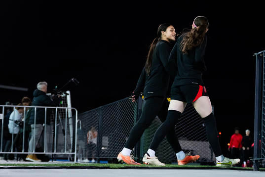 Sophia Smith and Rose Lavelle at a training session with