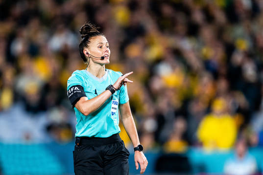 Referee Rebecca Welch