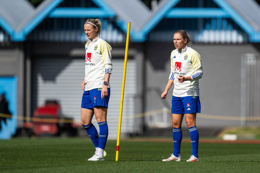 Amanda Ilestedt and Jonna Andersson of the Swedish women's