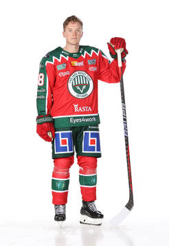 Frölundas Linus Öbergposerar för ett porträtt